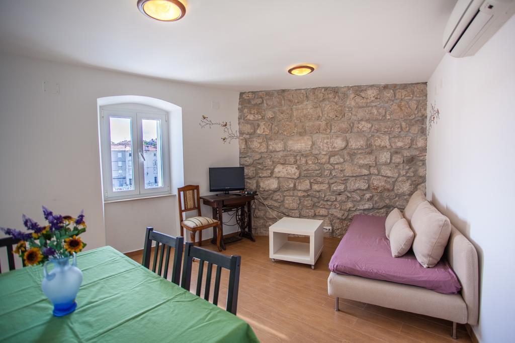 Apartment Pogled Na Luku Cres Eksteriør bilde